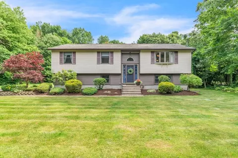 12 Soule Rd, Wilbraham, MA 01095