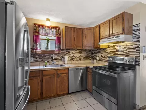 19 Hillside Ave #19, Everett, MA 02149 photo 16