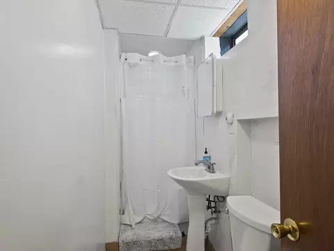 19 Hillside Ave #19, Everett, MA 02149 photo 25