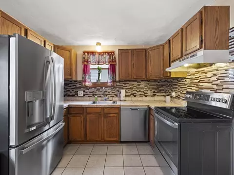 19 Hillside Ave #19, Everett, MA 02149 photo 17