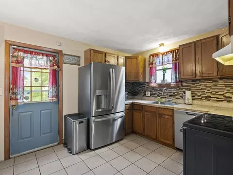 19 Hillside Ave #19, Everett, MA 02149 photo 18
