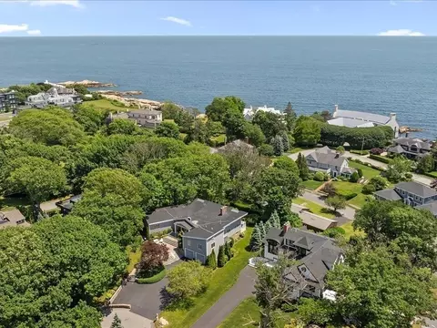 15 Cliff Rd, Swampscott, MA 01907
