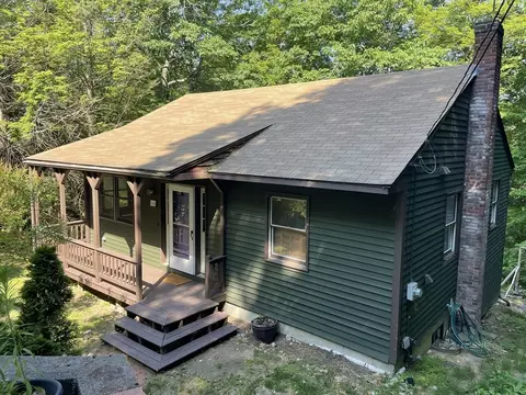 160 Mystery Ln, Athol, MA 01331