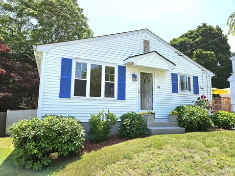 35 Wood St, Pawtucket, RI 02861