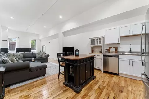 70-72 Northampton St #102, Boston, MA 02118