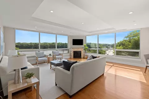 201 Elliott St #514, Beverly, MA 01915