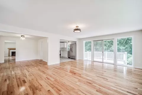 56 Audley Rd, Springfield, MA 01118 photo 5