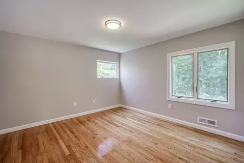 56 Audley Rd, Springfield, MA 01118 photo 15