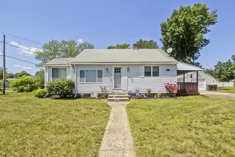 660 Mill St, Agawam, MA 01030