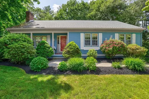 23 Ireta Rd, Shrewsbury, MA 01545