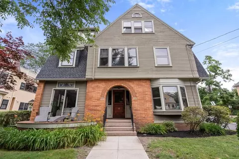 35 Langdon St, Cambridge, MA 02138