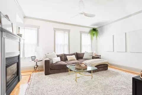 255 Gold St #2, Boston, MA 02127