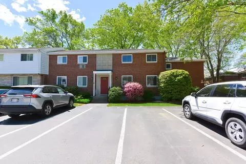 63 Wilson Dr #63, Framingham, MA 01702