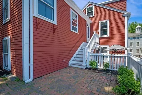 Exterior - 1 Mason #2, Marblehead, MA 01945 photo 5 of 6