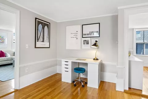 Entry Way - 1 Mason #2, Marblehead, MA 01945 photo 1 of 6