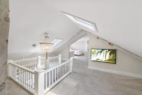 Entry Way - 1 Mason #2, Marblehead, MA 01945 photo 3 of 6