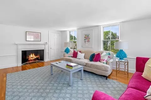 Living - 1 Mason #2, Marblehead, MA 01945 photo 1 of 2