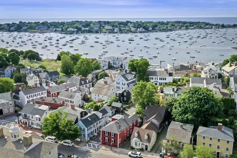 View/Area - 1 Mason #2, Marblehead, MA 01945 photo 5 of 5