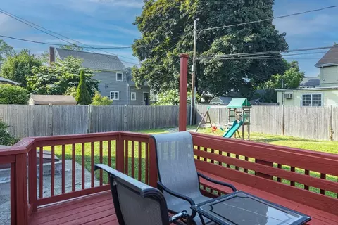 Exterior - 6 Ralph Rd, Marblehead, MA 01945 photo 4 of 10