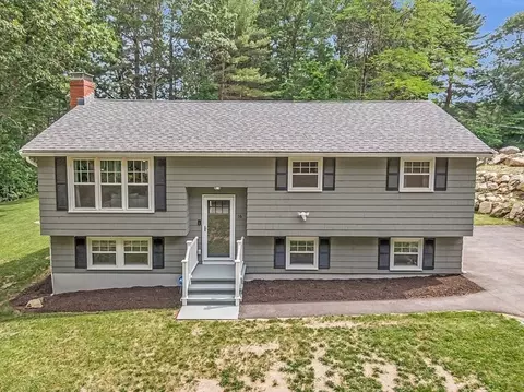 16 Dunton Rd, Wilmington, MA 01887