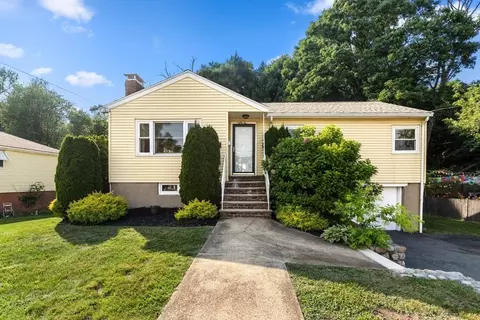 85 Parkland Ave, Lynn, MA 01904