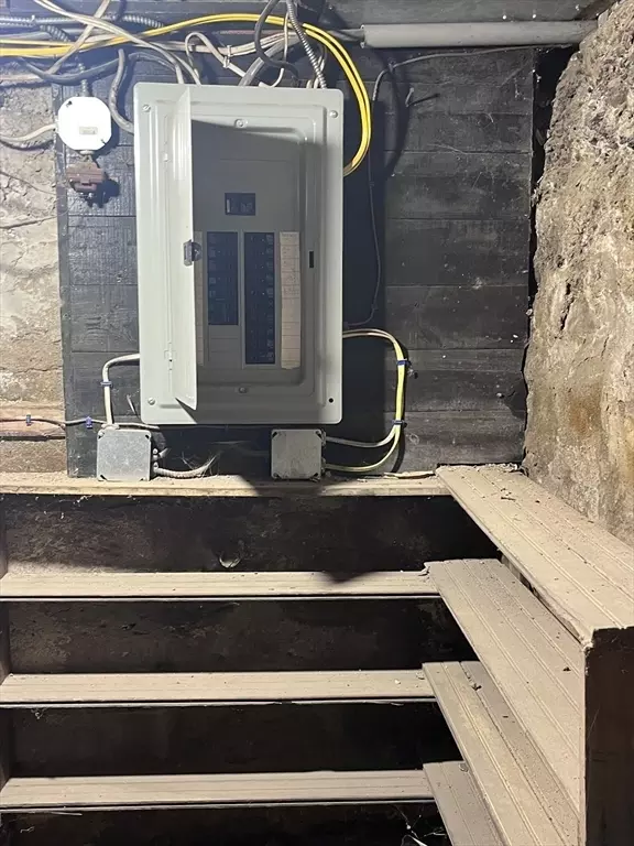  26 Haumont Ter, Springfield, MA 01104 photo 9