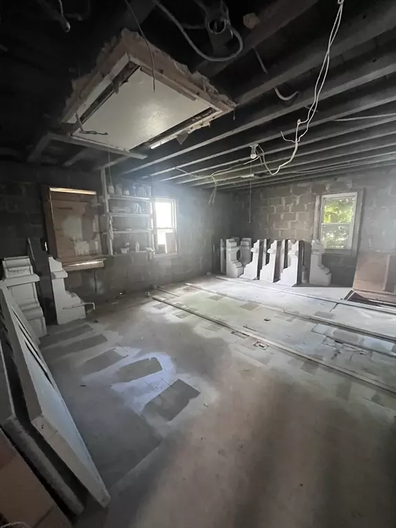  26 Haumont Ter, Springfield, MA 01104 photo 5