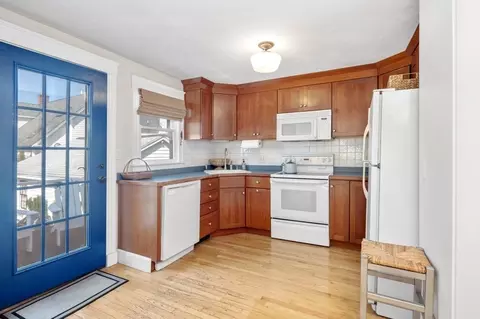 5 Maple St #5, Hingham, MA 02043 photo 5