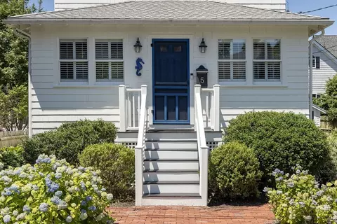 5 Maple St #5, Hingham, MA 02043 photo 3