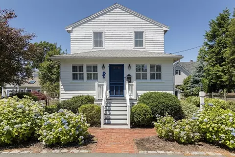 5 Maple St #5, Hingham, MA 02043 photo 2