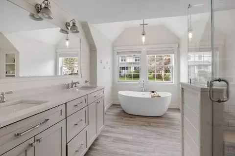 Bath - 23 Governor Andrew Rd, Hingham, MA 02043 photo 2 of 2