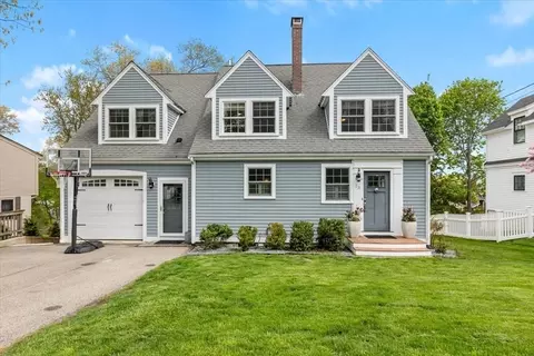 23 Governor Andrew Rd, Hingham, MA 02043