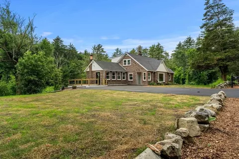 582 Wethersfield St, Rowley, MA 01969 photo 35