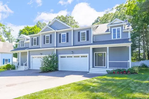31 Wellesley Ave #B, Natick, MA 01760