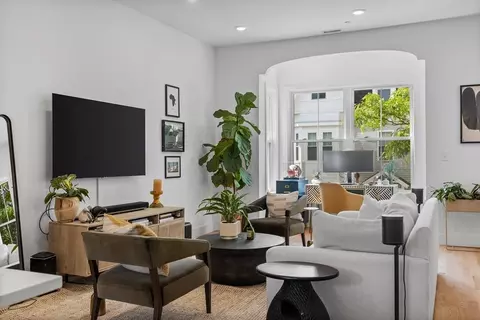 217 Lexington #2, Boston, MA 02128