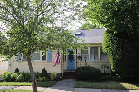 14 Floyd Ave, Lynn, MA 01904