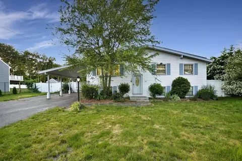 1381 Pleasant St, Brockton, MA 02301