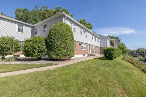 80 Brush Hl #6, West Springfield, MA 01089