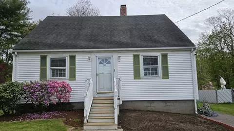 55 Sprague Ave, Lowell, MA 01852