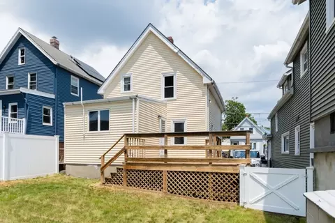 Exterior - 32 Villa Ave, Everett, MA 02149 photo 3 of 7