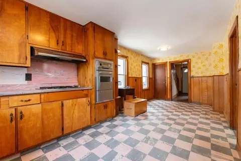Kitchen - 32 Villa Ave, Everett, MA 02149 photo 2 of 3