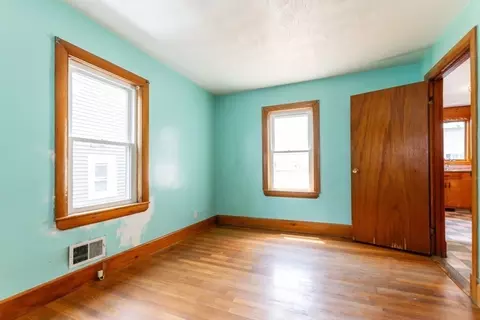 Bedroom - 32 Villa Ave, Everett, MA 02149 photo 1 of 3