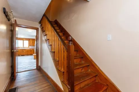 Entry Way - 32 Villa Ave, Everett, MA 02149 photo 1 of 2