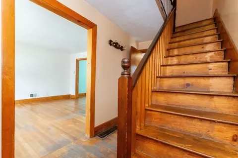 Entry Way - 32 Villa Ave, Everett, MA 02149 photo 2 of 2