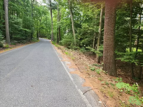 1 Greenwood Street, Sherborn, MA 01770