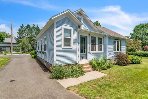 Exterior - 48 Cherry St, Easthampton, MA 01027 photo 8 of 12