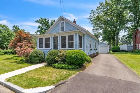 Exterior - 48 Cherry St, Easthampton, MA 01027 photo 2 of 12