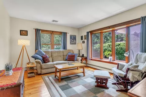 Living - 48 Cherry St, Easthampton, MA 01027 photo 1 of 3