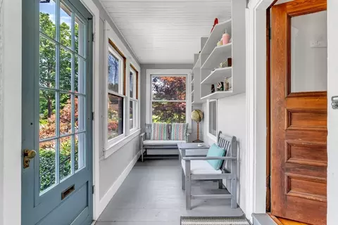 Exterior - 48 Cherry St, Easthampton, MA 01027 photo 5 of 12