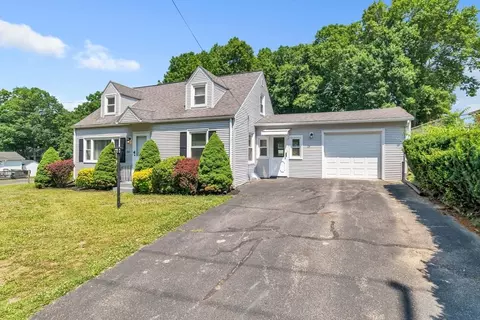 Exterior - 800 Wilbraham Rd, Springfield, MA 01109 photo 3 of 5